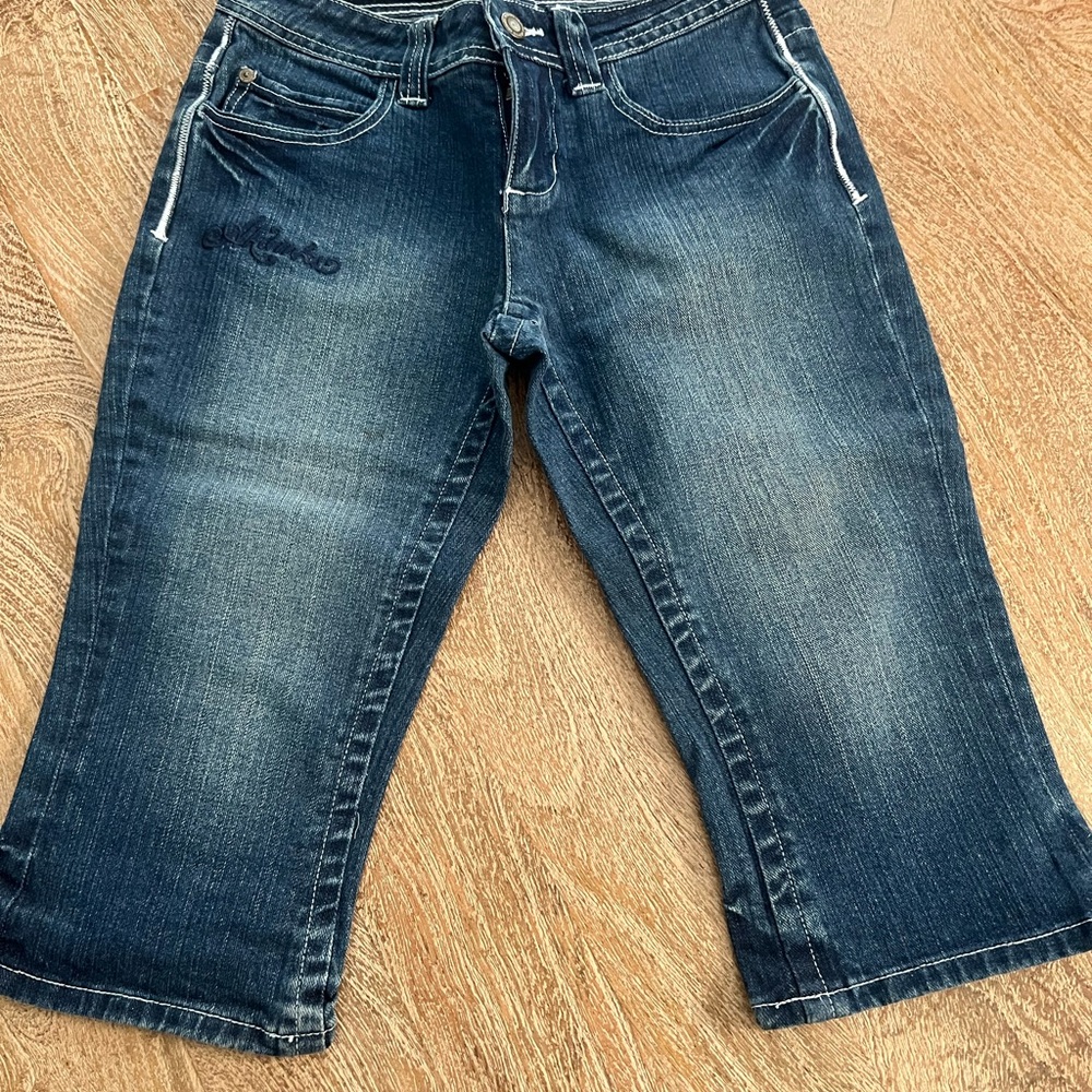 Akademiks Dark Blue Cropped Women's Jeans